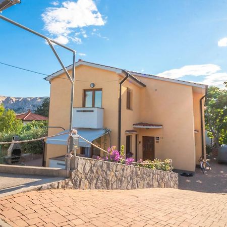 Apartments Dujmovic With Terrace Baška Eksteriør bilde